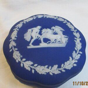 WEDGWOOD~JASPERWARE~DARK BLUE WITH HORSES & MEN~ POWDER JAR